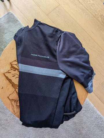 Brugt Northwave Maglia Jersey 2024 bike — billede 2 af 3