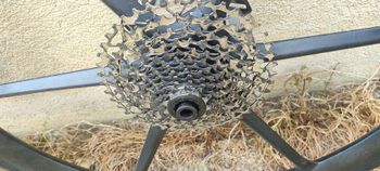 Used S1neo Roues carbone Graal 6 rayons 700 Route/Gravel + pneus Continental + disques Ultegra + cassette SRAM 2025 bike — image 4 of 6