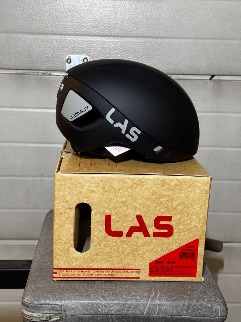 Used Las helmets casco bici da strada 2024 bike — image 3 of 8