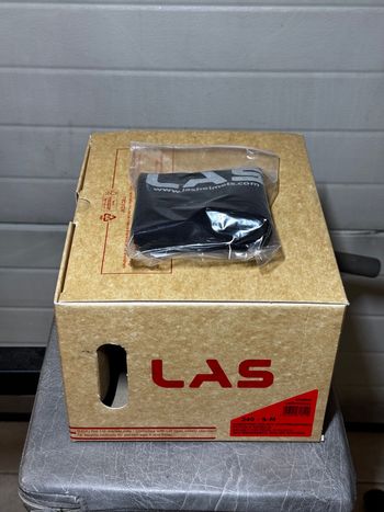 Used Las helmets casco bici da strada 2024 bike — image 7 of 8