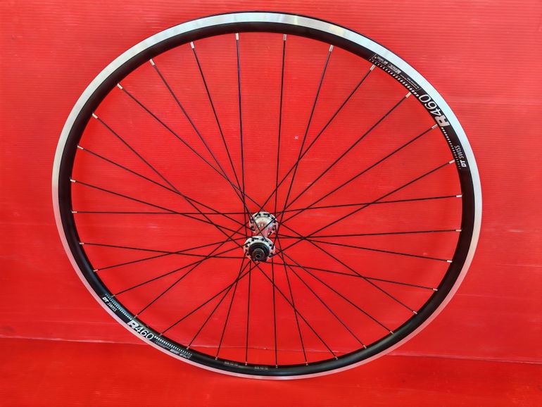 Used Dt Swiss R460 + Centaur Custom Road Wheelset bike — image 2 of 6