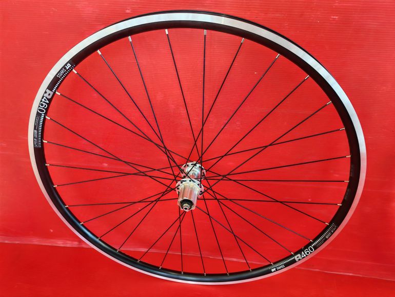 Used Dt Swiss R460 + Centaur Custom Road Wheelset bike — image 4 of 6