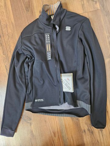 Käytetty Sportful Super Jacket XL bike — kuva 1 / 3