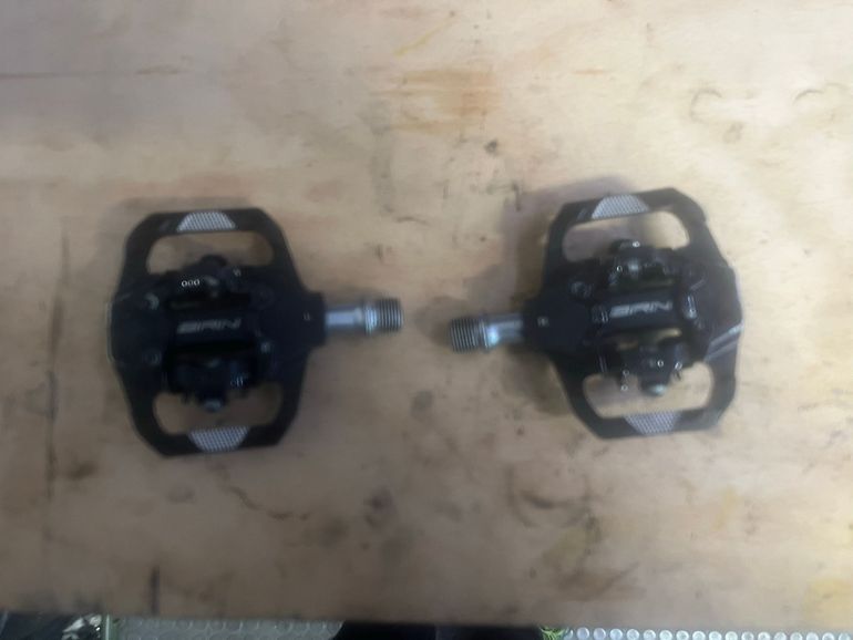 Used BRN Pedals enduro 2025 bike — image 3 of 5