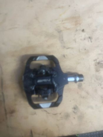 Used BRN Pedals enduro 2025 bike — image 4 of 5