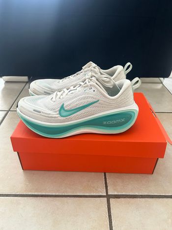 Nike, Vomero Plus Taille 39
