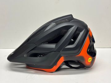 Giro Montaro MIPS III 2025 Cycling Accessories usato