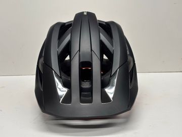 Tweedehands Giro Montaro MIPS III 2025 bike — afbeelding 2 van 6