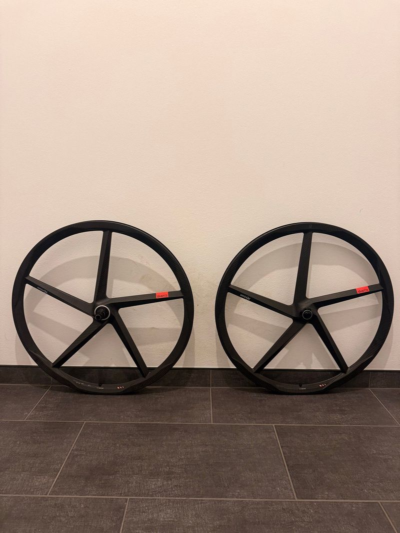 Used XENTIS High X bike — image 1 of 6
