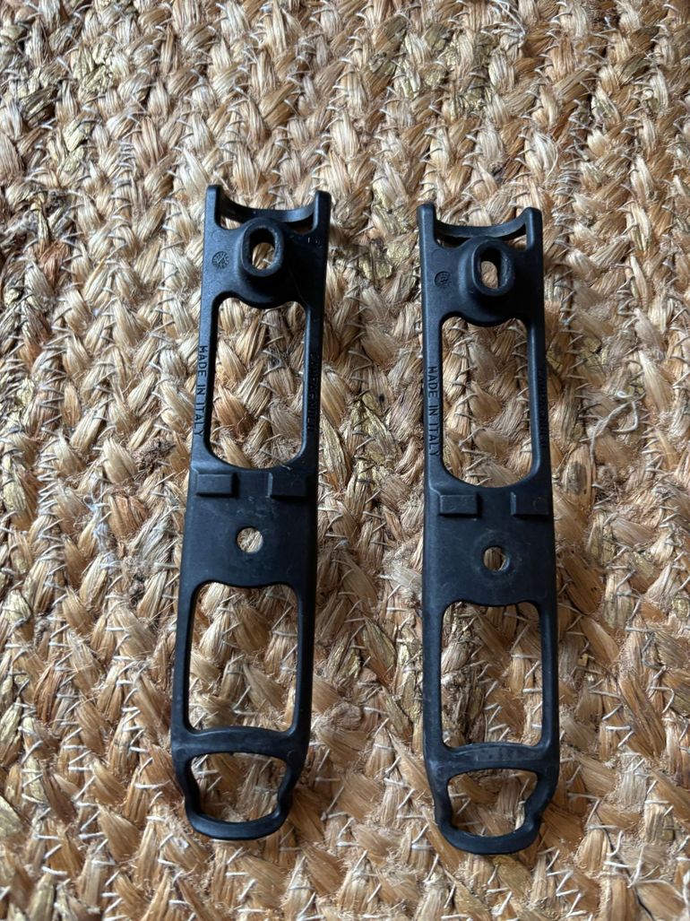 Used Campagnolo Chorus Bottle Cage bike — image 9 of 9