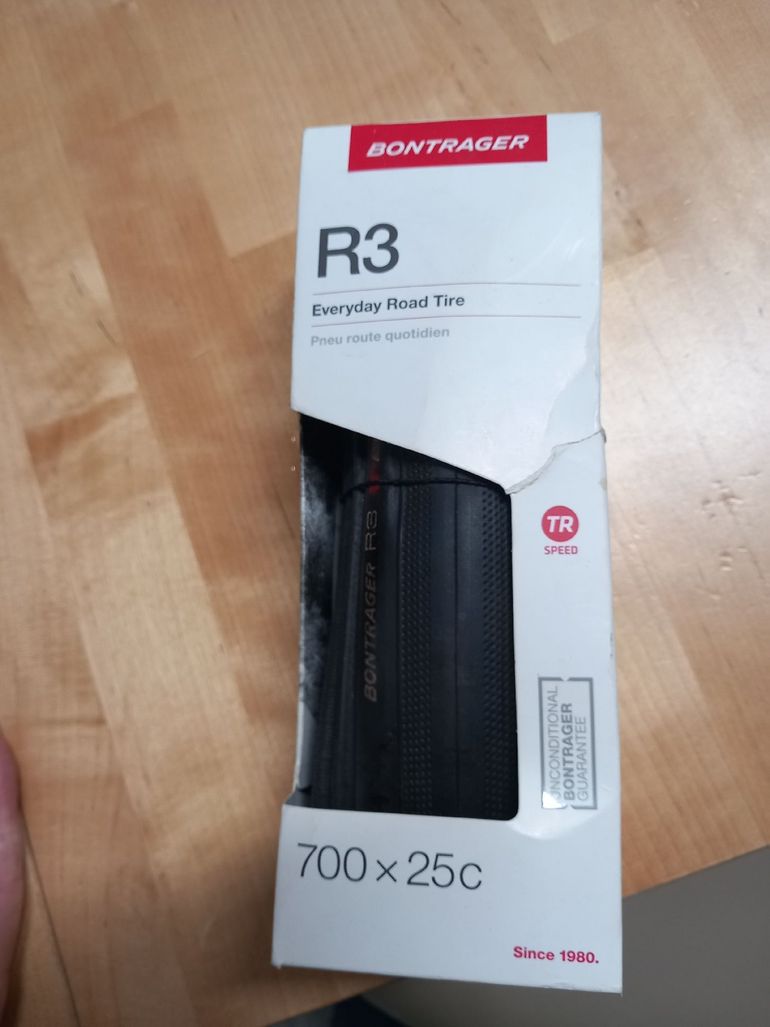 Used Bontrager R3 Tire 2024 bike — image 2 of 2