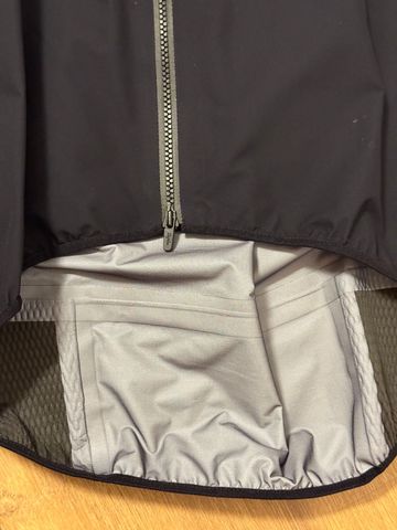 Used Rapha Medium Pro Team Lightweight Jacket Race GoreTex 2025 bike — image 2 of 6