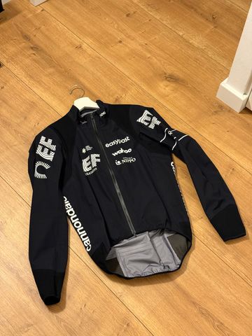 Used Rapha Medium Pro Team Lightweight Jacket Race GoreTex 2025 Cycling Clothing