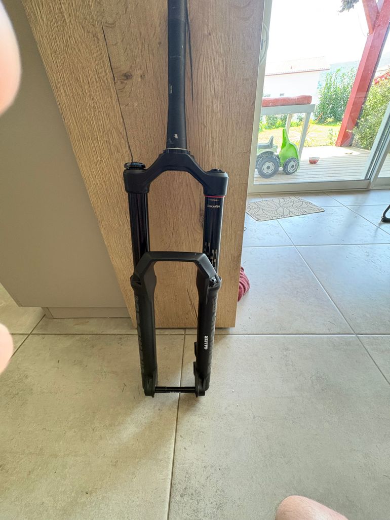 Used RockShox Domain RC Fork bike — image 4 of 6