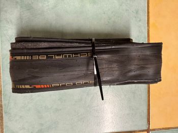 Used Schwalbe 2 pneus PRO ONE 25mm bike