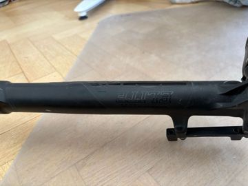 Używany Fox 34 140mm Performance Elite 2016 bike — zdjęcie 9 z 10