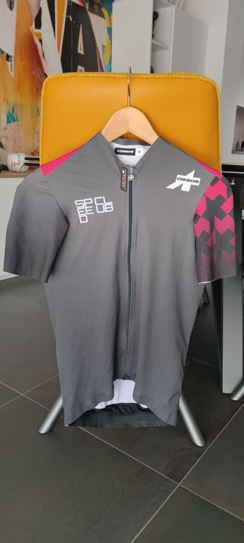 Assos, Maillot de vélo