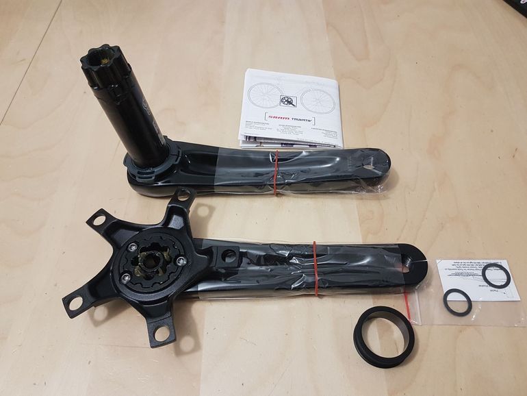 Used Sram Rival 22 PF30 / BB30 bike — image 2 of 12