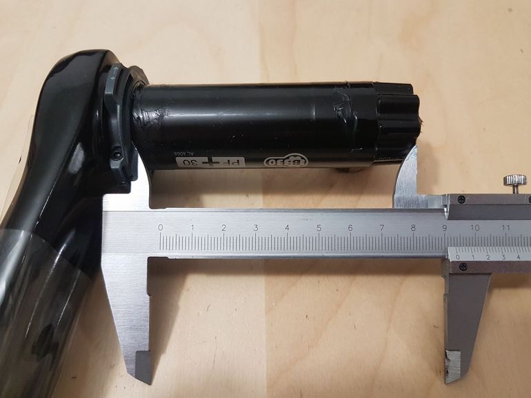 Used Sram Rival 22 PF30 / BB30 bike — image 6 of 12