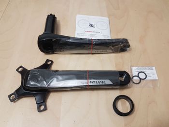 Used Sram Rival 22 PF30 / BB30 bike