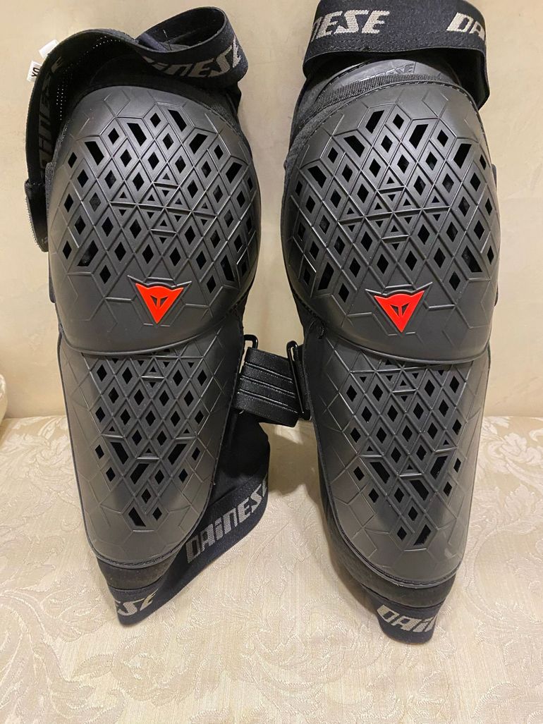 Used Dainese Armofor bike — image 3 of 24