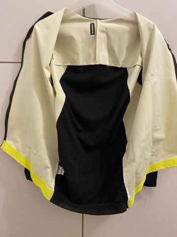 Assos Mille GTS Yellow bike d'occasion — image 10 sur 29