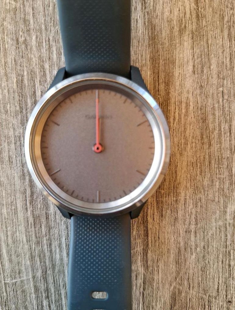 Used Garmin vivomove 3s 2021 bike — image 3 of 3