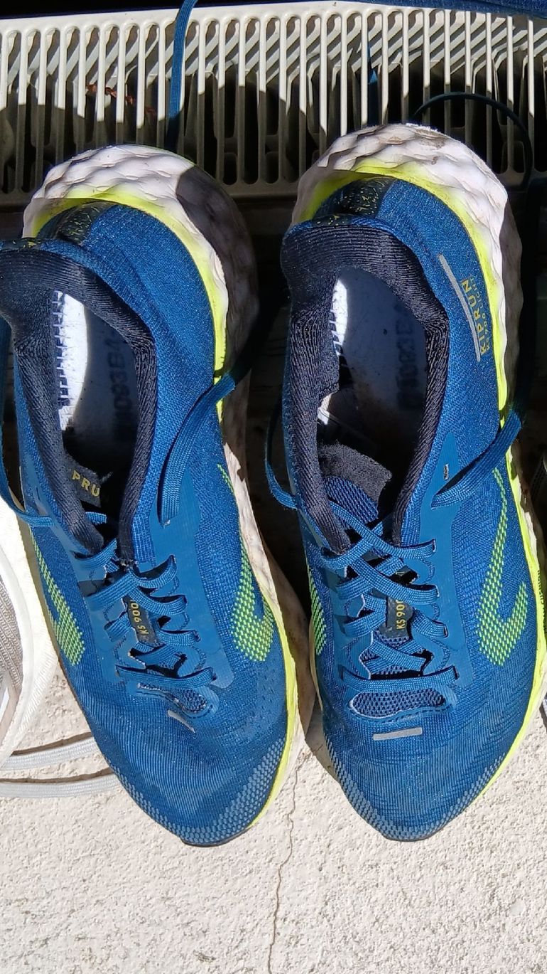 Used KIPRUN Chaussures de running KN500 2025 bike — image 1 of 2