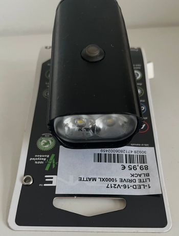Lezyne, éclairage avant avec système d’attache neuf