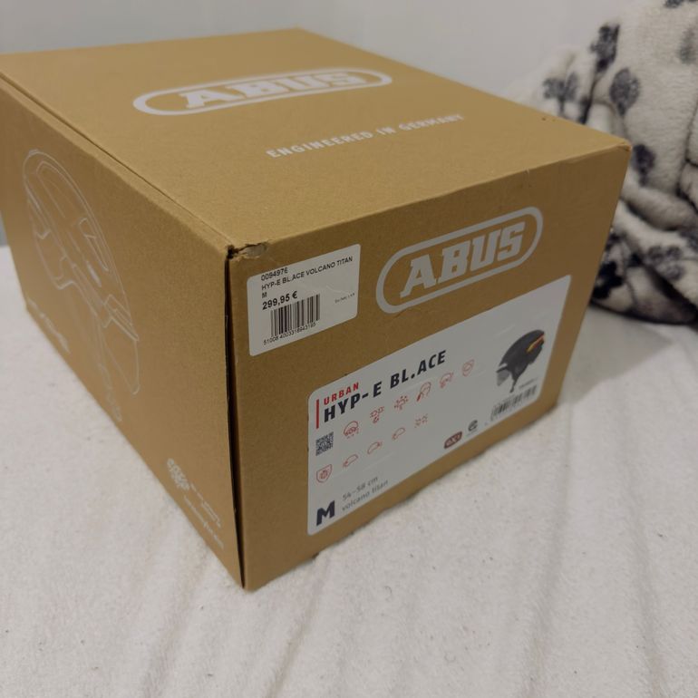 Used ABUS HYP-E Helmet 2026 bike — image 1 of 4