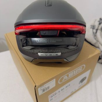 Used ABUS HYP-E Helmet 2026 bike — image 3 of 4