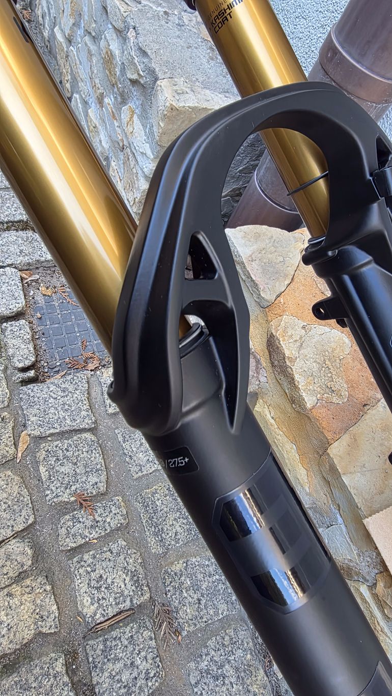 Used Fox 36 GRIP X Factory 2026 bike — image 3 of 9