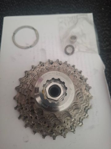 Gebrauchtes Shimano Ultegra 12-25 Cassette 10v Drivetrain & Pedals