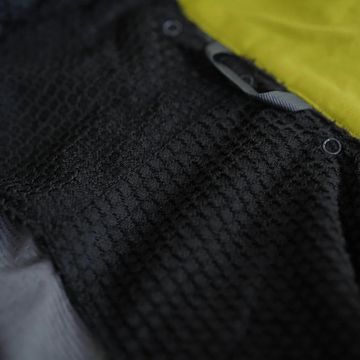Used Rivelo Mens Thornecomb II Softshell Jacket bike — image 3 of 8