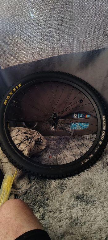 Used Dt Swiss 27.5 36h Rear with 240s hub bike — image 2 of 3