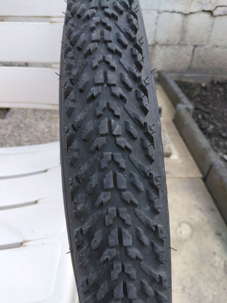 Used Michelin Dry2 XC Tire bike — image 2 of 3