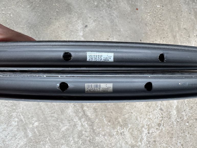 Used Psimet Front and Rear Carbon Rims 2021 bike — image 4 of 4