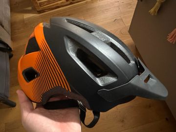 Used Bell Nomad Helmet bike — image 1 of 3