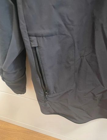 Used POC Guardian Air Jacket 2025 bike — image 4 of 8