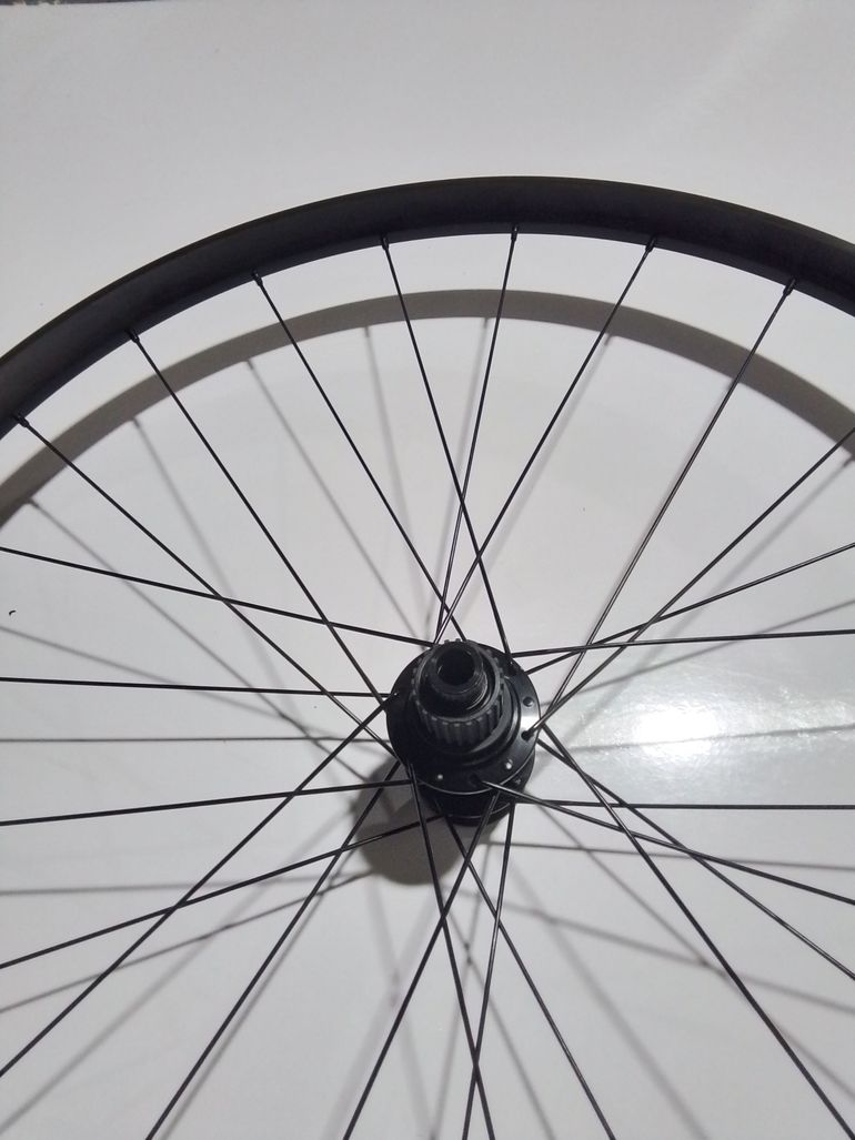 Used Shimano 29" Wheelset bike — image 4 of 6