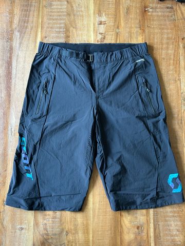 Used Scott Tuned Gravity Shirt Cycling Clothing