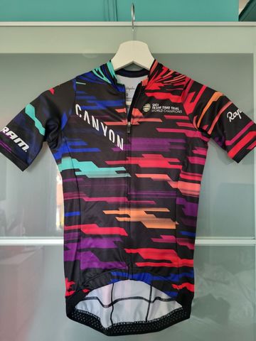 Used Rapha Canyon Cycling Clothing