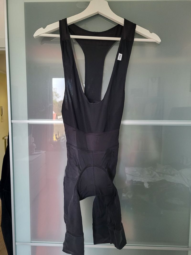 Käytetty Rapha Canyon 2024 Cycling Clothing