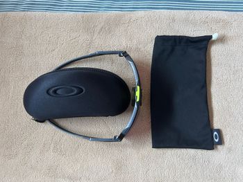 Used Oakley Gafas de sol Verde oscuro, Verde 2025 bike — image 4 of 5