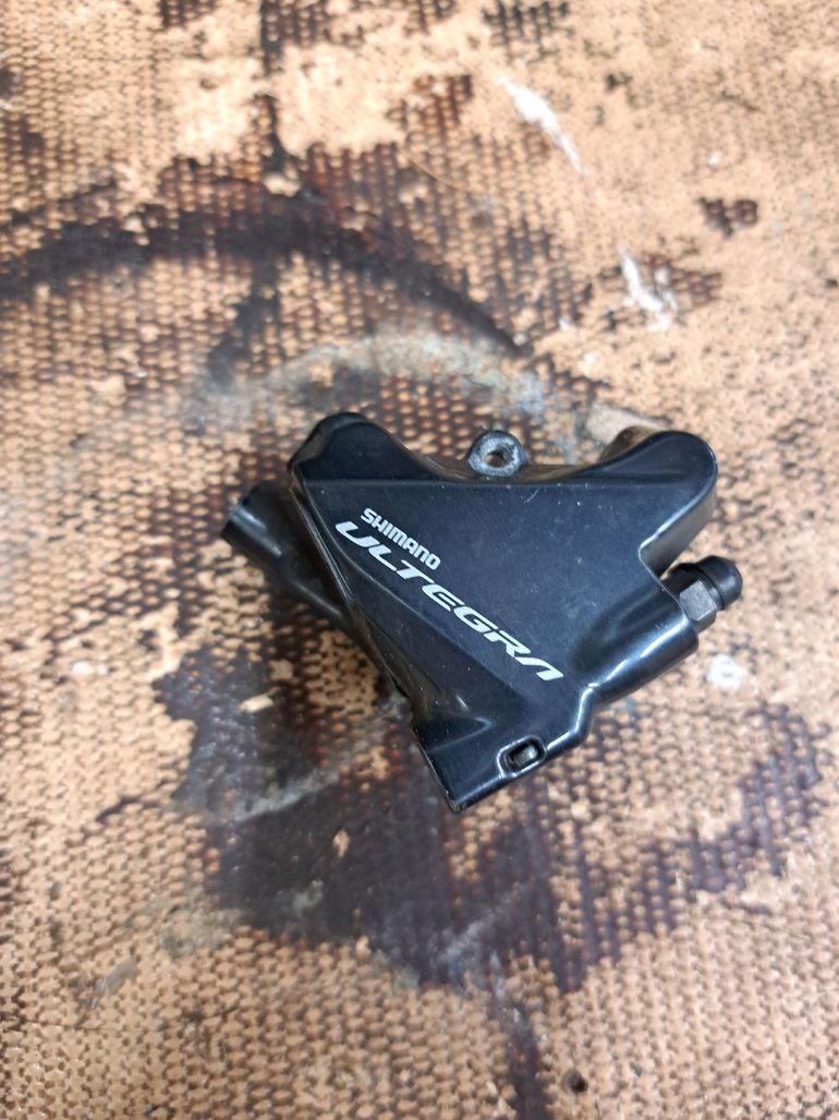 Used Shimano Ultegra BR-R8070 Hydraulic Disc Brake Caliper bike — image 2 of 2
