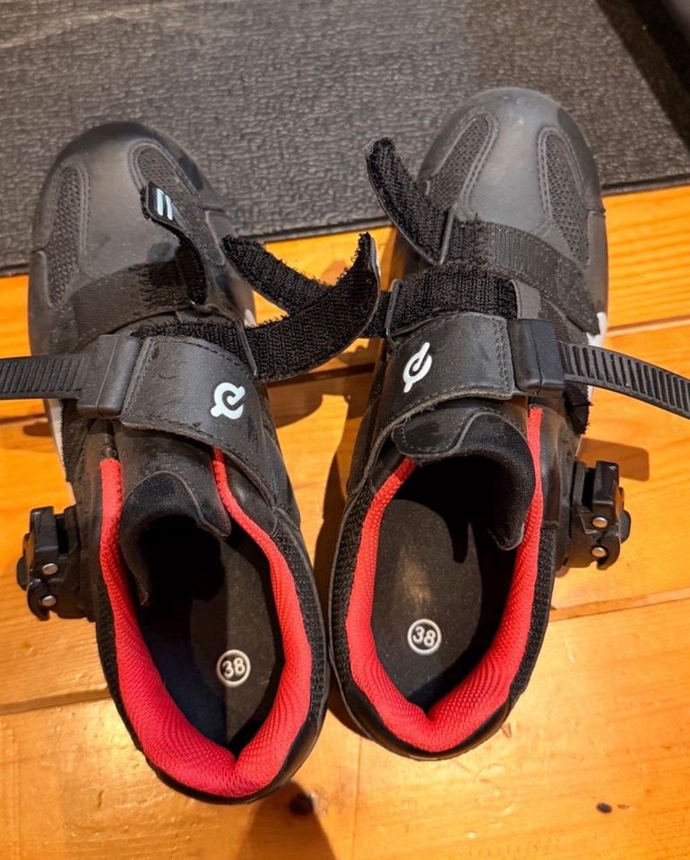 Used Peloton Cycling Shoes 2024 bike — image 4 of 4