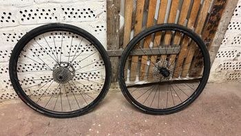 Used Shimano WH-RS171 700C Disc Laufradsatz Center Lock bike