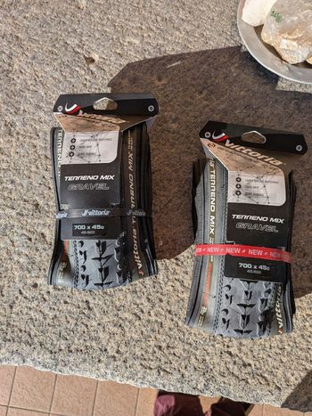 Vittoria, Terreno Mix Graphene 2.0 700x45