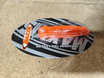 Used Maxxis Tire Levers bike — image 2 of 2