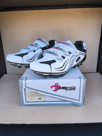 Used Deko Sport Size 40 2025 bike — image 1 of 6